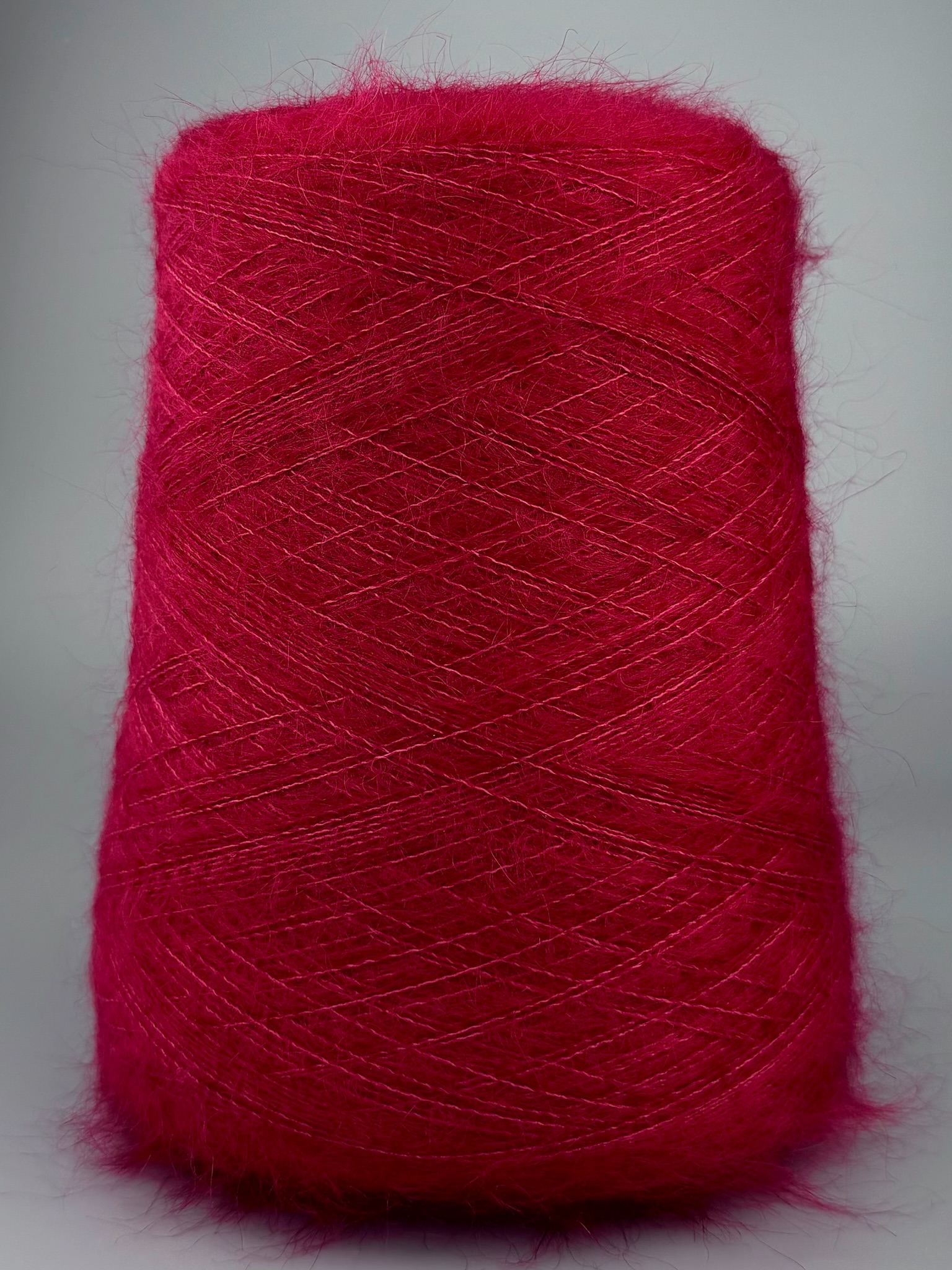 Royal Kid Silk Nm 9000 – Garn aus Super Kid Mohair und Seide col. Royal Rubinrot | Zimpfer Wolle Selezione foto 2